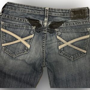 Robin’s Jean Women's with Wing Detail Size 27